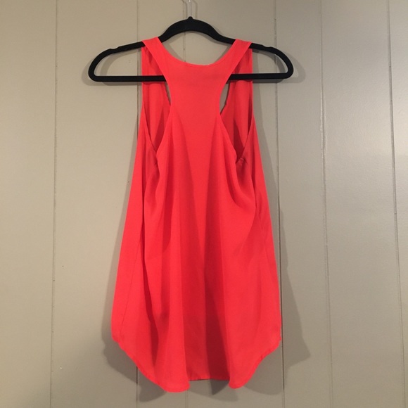 Coral Razorback High-Low - Picture 3 of 3